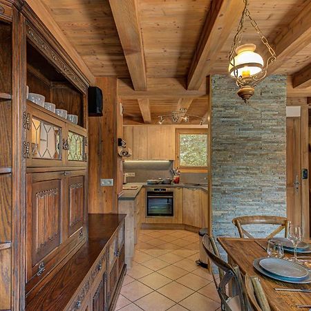 Chalet Blackbushe - Traditional Chalet - Alpes Travel - Sleeps 4-6 Les Houches Dış mekan fotoğraf