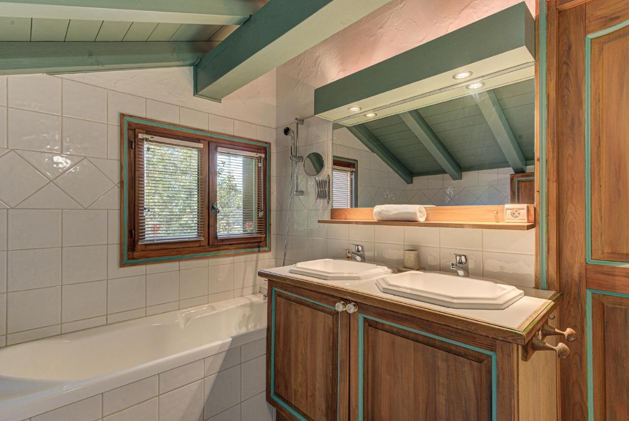 Chalet Blackbushe - Traditional Chalet - Alpes Travel - Sleeps 4-6 Les Houches Dış mekan fotoğraf